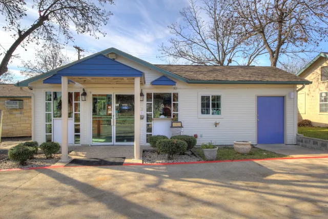 Motel 6 Kerrville, TX