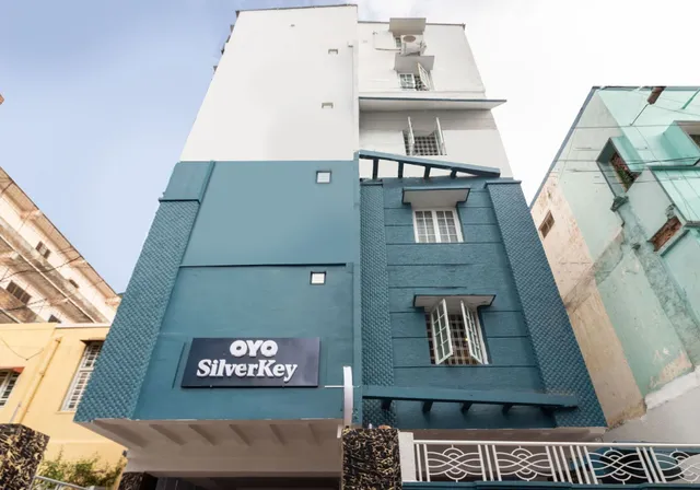 Hotel O Himayat Nagar Circle Near Snow World