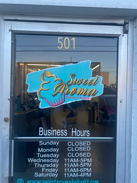 Sweet Aroma's Dessert Studio