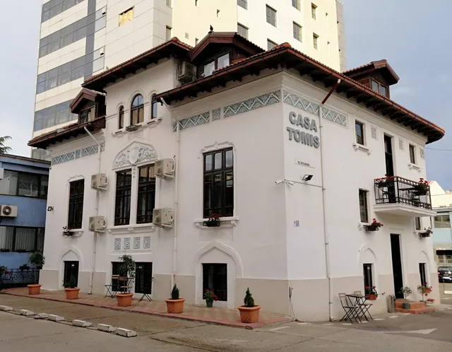 Casa Tomis