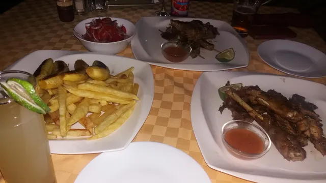 Uni's Kitchen and Lounge