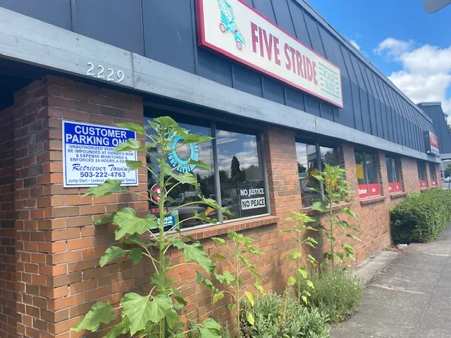 Five Stride Skate Shop