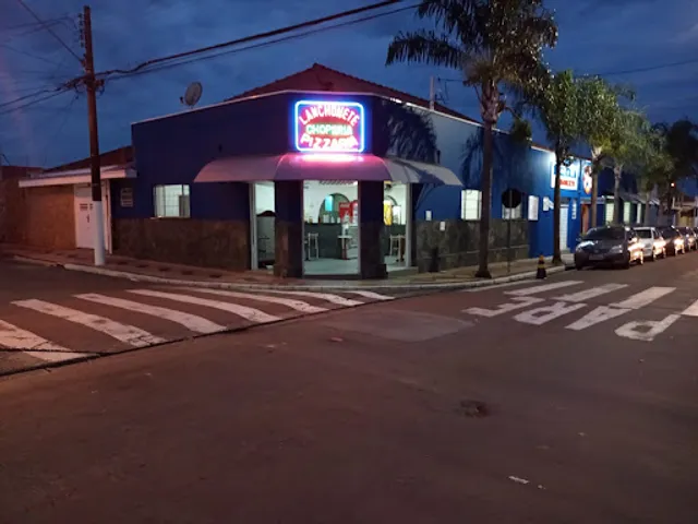 PIZZARIA E CHOPERIA ROBERTO DE MORAES