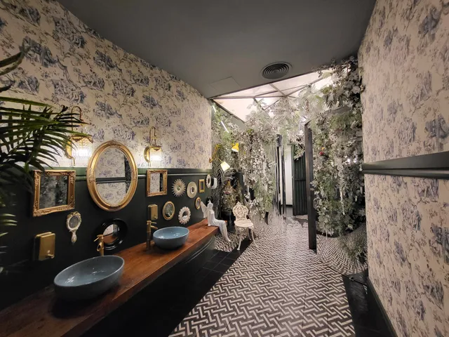 Luxury Buffet Banbam