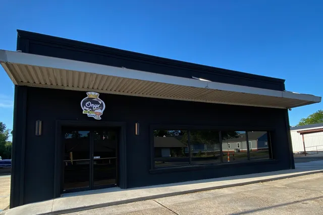 Onyx Wine & Cigar Lounge