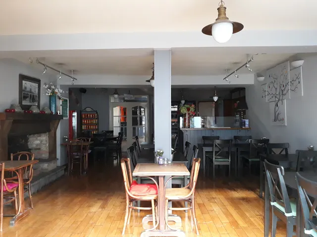 The Summerhouse Cafe