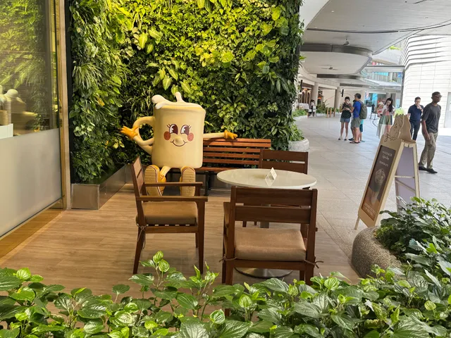 The Coach Coffee Shop (Resorts World Sentosa WEAVE)