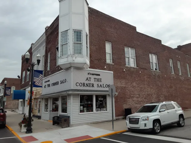 At Corner Salon