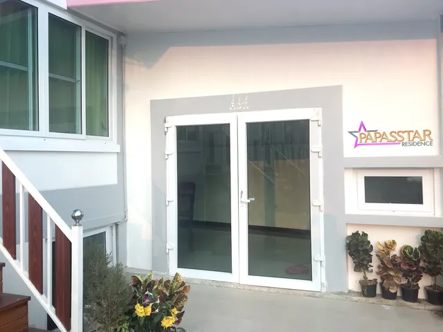 Papasstar Ressidence