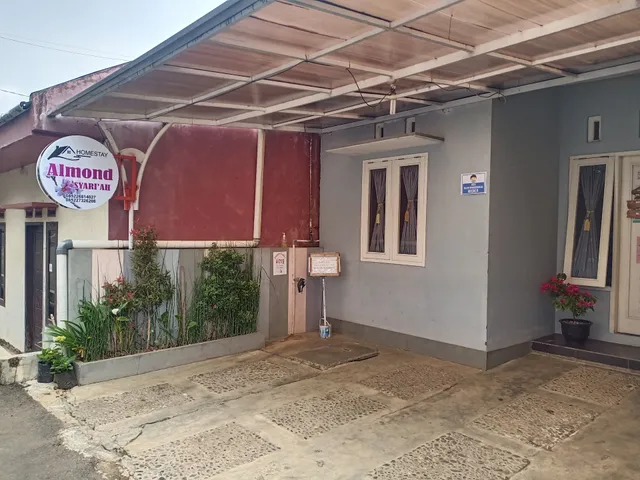 Almond Homestay Syariah