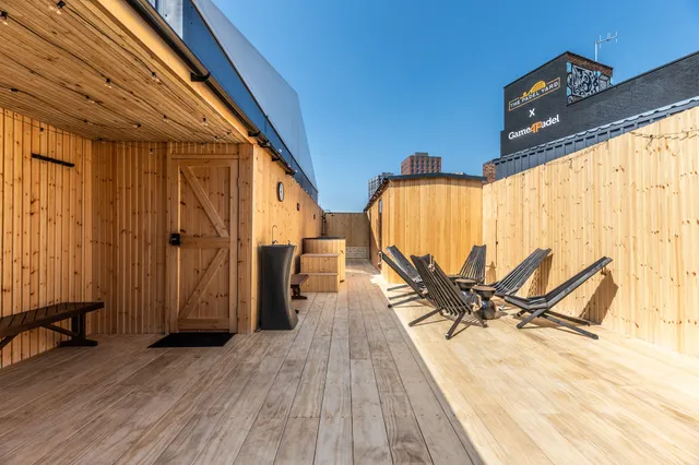 Lowlu Sauna & Plunge @ The Padel Yard