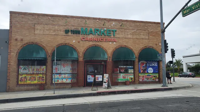 Uptown Market Whittier