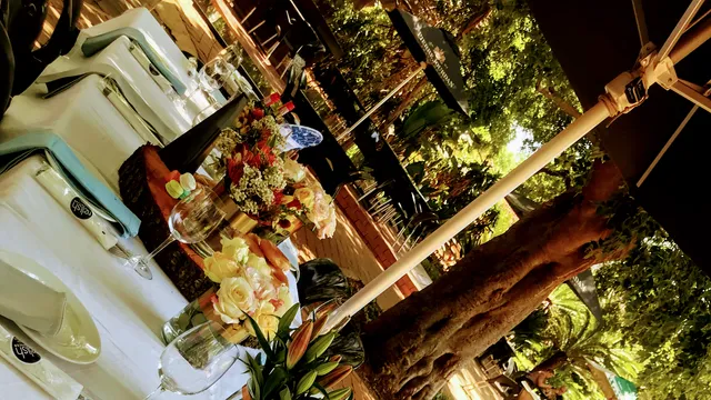 RELISH RESTAURANT & BAR