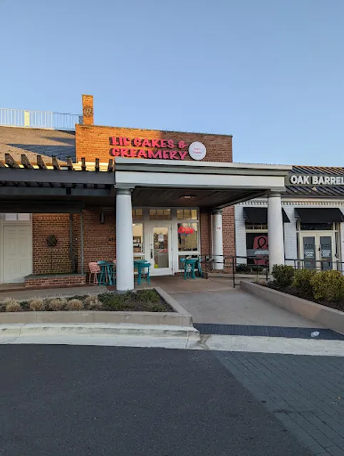 Lil’ Cakes & Creamery