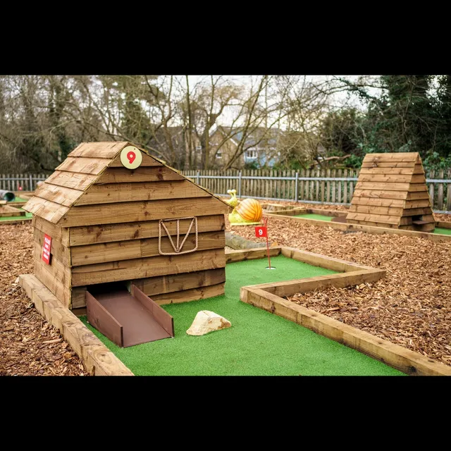 Lightwater Adventure Golf