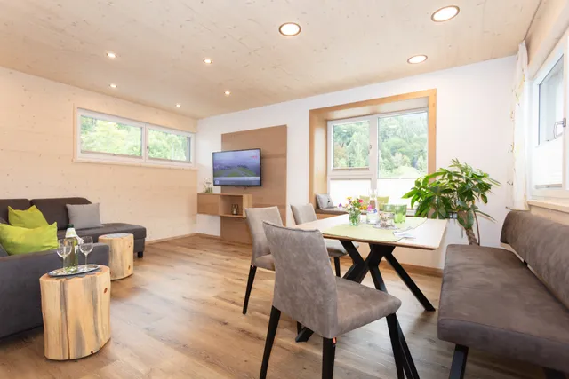 Ferienwohnungen Niedermoser