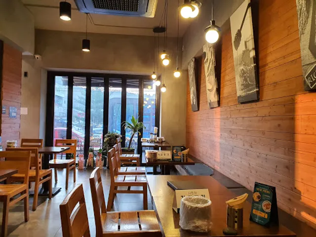 교촌치킨 목천점