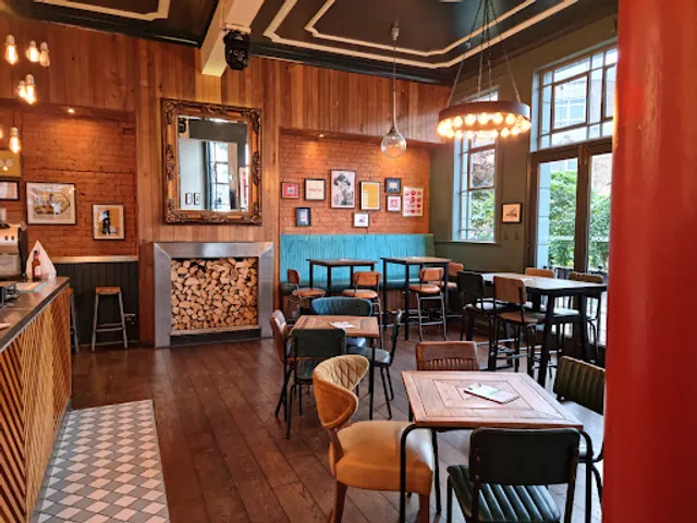 Rainbow and Dove Leicester