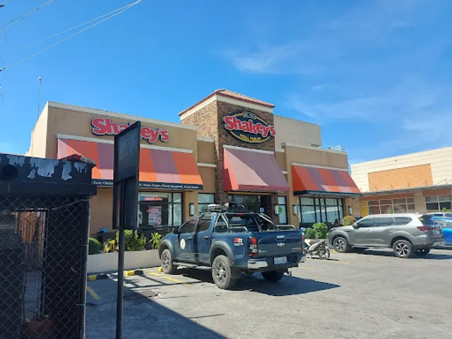 Shakey's Pizza Parlor