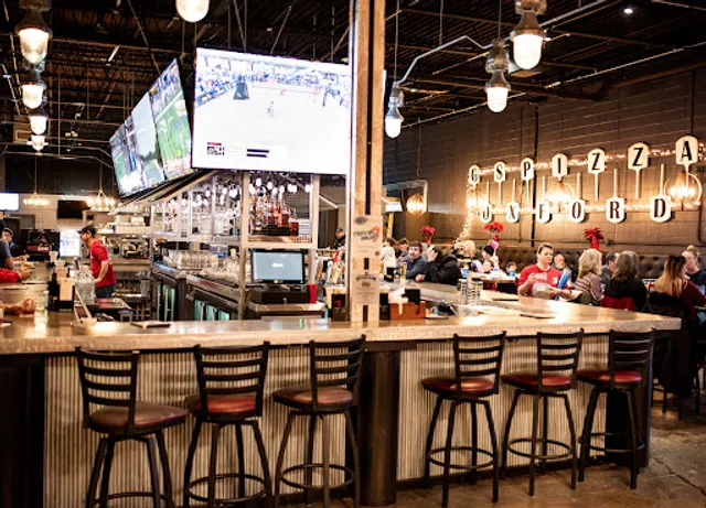 G's Pizzeria Bar & Grill