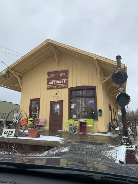 Medina Depot Antiques