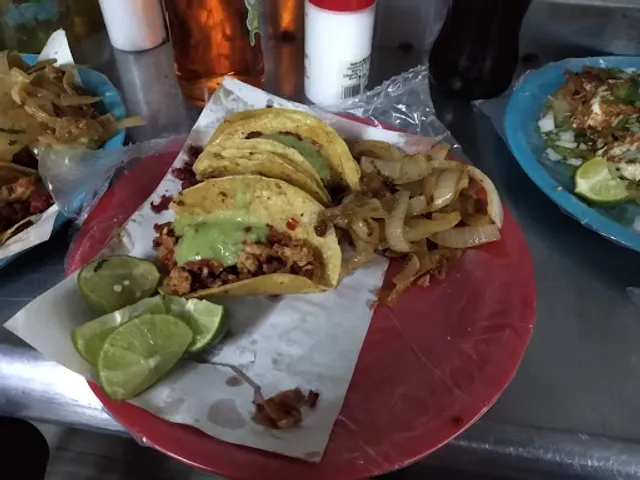 Taquería "Los Güeros"