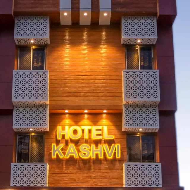 Hotel Kashvi