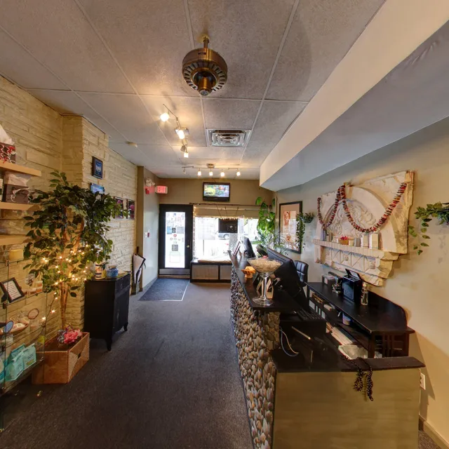 Hot Hands Massage & Facial Spa