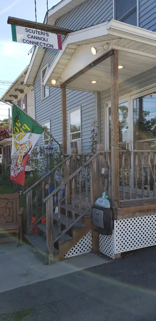 Scuteri's Cannoli Connection