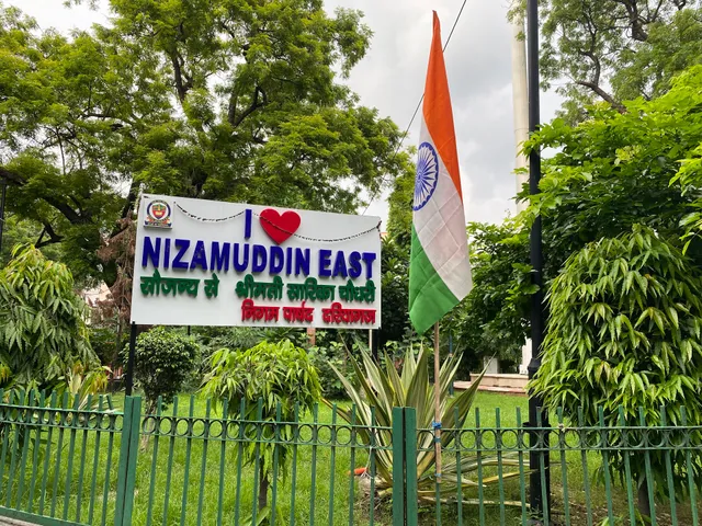 Amidst Monuments and Serenity