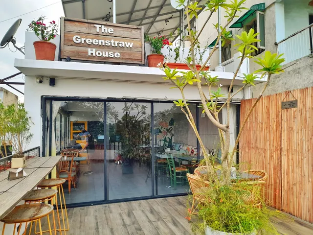 The Greenstraw House