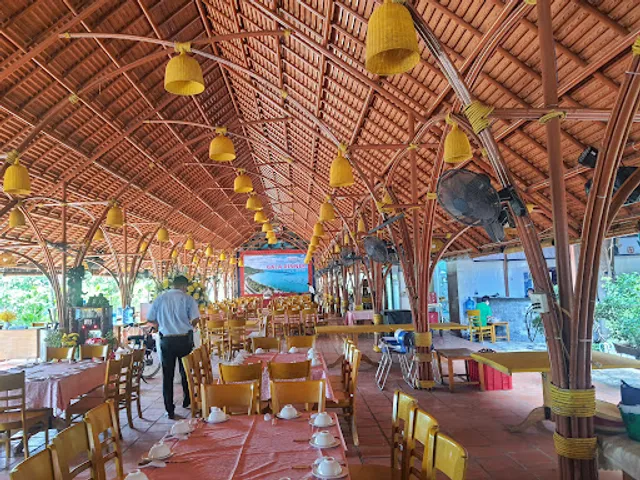 Van Chai Restaurant