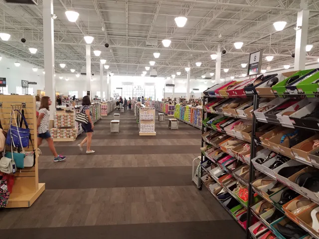 DSW Designer Shoe Warehouse