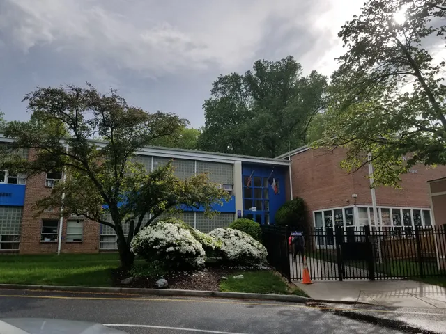 Rochambeau French International School