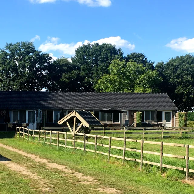 Bed and Breakfast Roodbeekerhof / B&B Charming