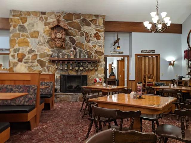 Chalet In The Valley Restaurant