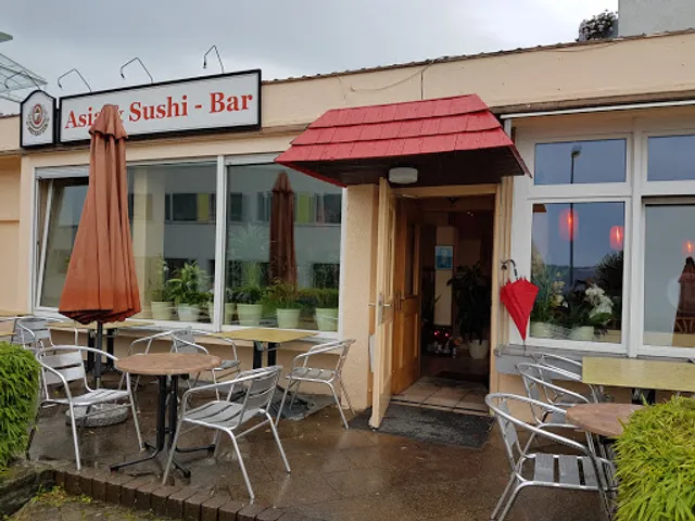 Asia & Sushi-Bar