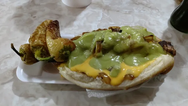 Dogos y Hamburguesas Rigo's