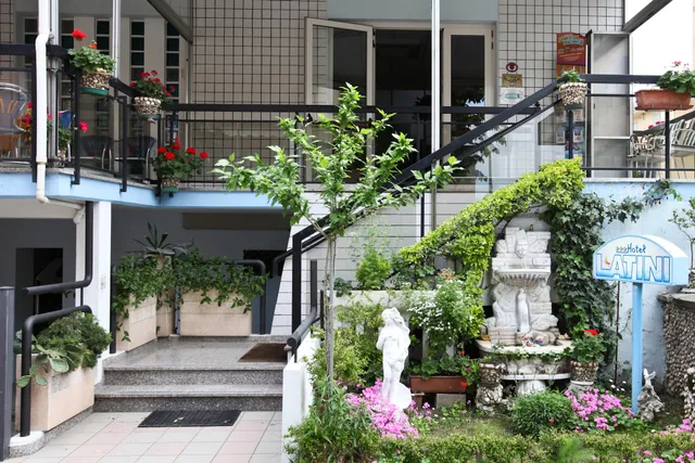 Hotel Latini