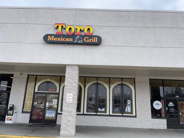 Toro Mexican Grill - White Pine