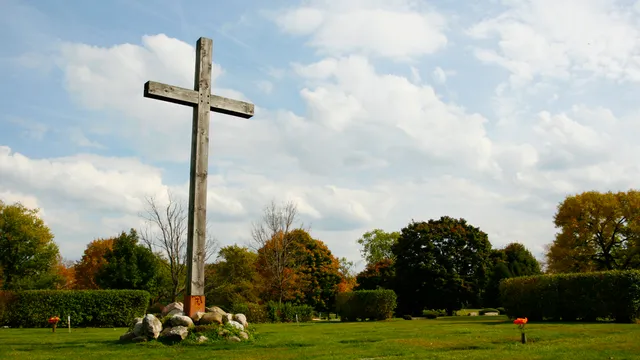 Clarendon Hills Cemetery