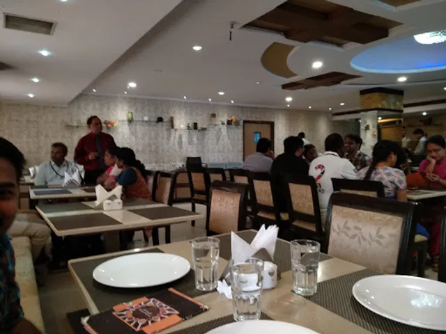 Grand Spicy Bawarchi