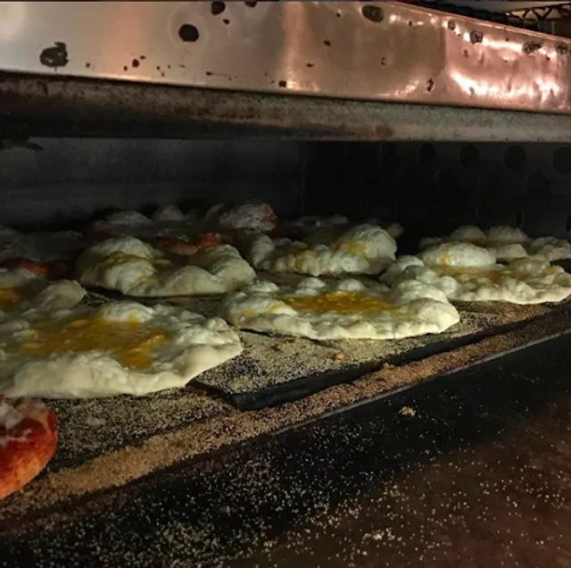 Village Host Pizza & Grill