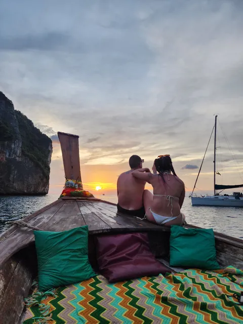 Phi Phi Moon Longtail