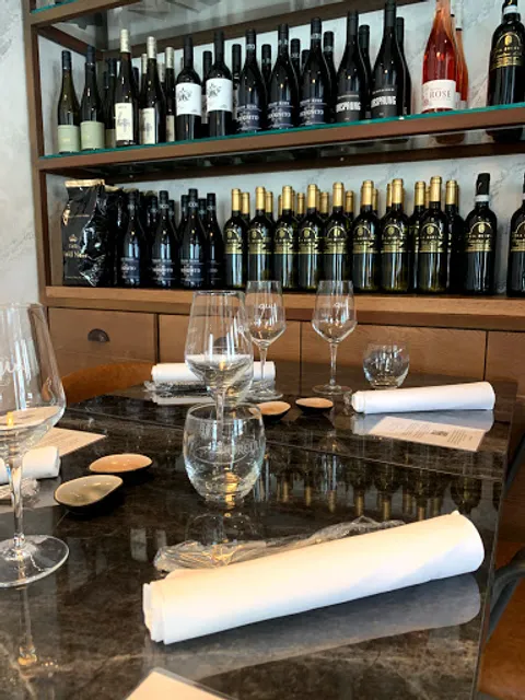 Qui — Cucina & Bar