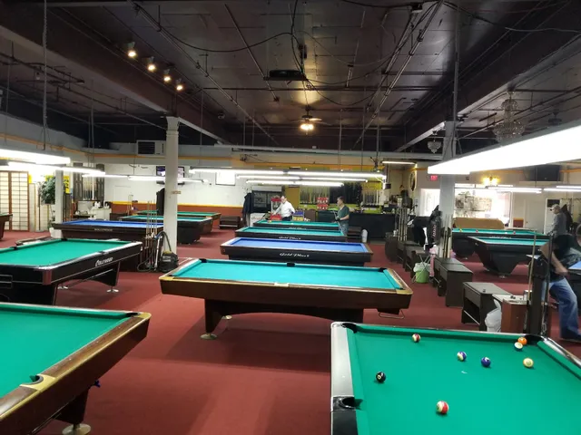 Grand Billiard