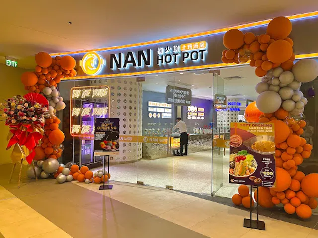 Lan Hot Pot