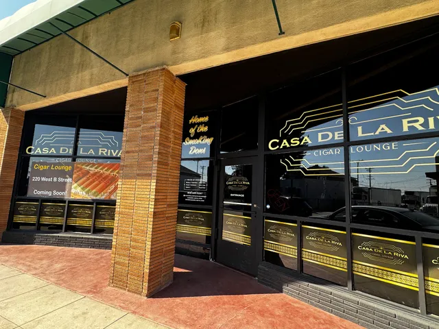 Casa De La Riva Cigar Lounge