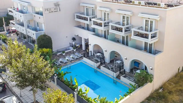 Peridis Family Resort