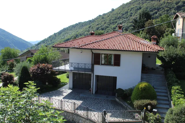 Casa Vacanze "A cà rèste"